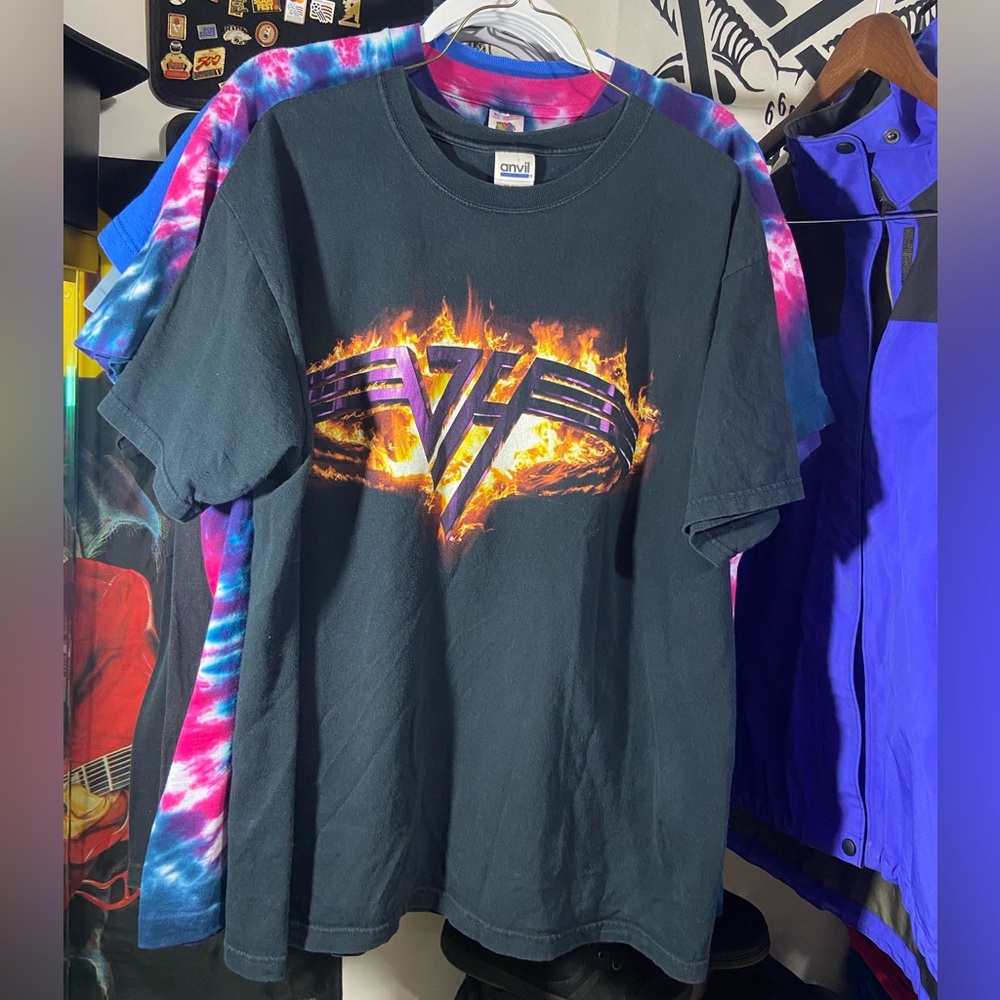 Van Halen “kicks ass” vintage band tee. Size large